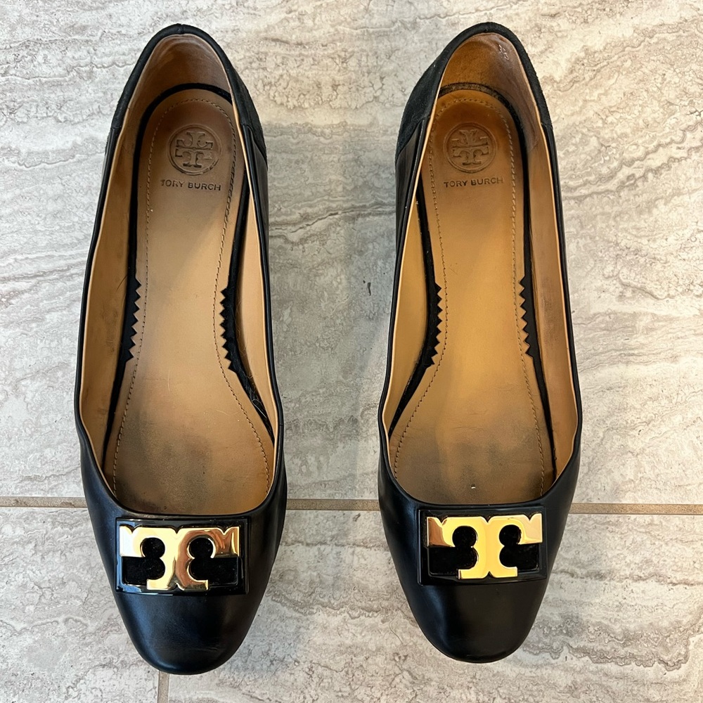 Black Tory Burch Gigi Rounded Toe Flat